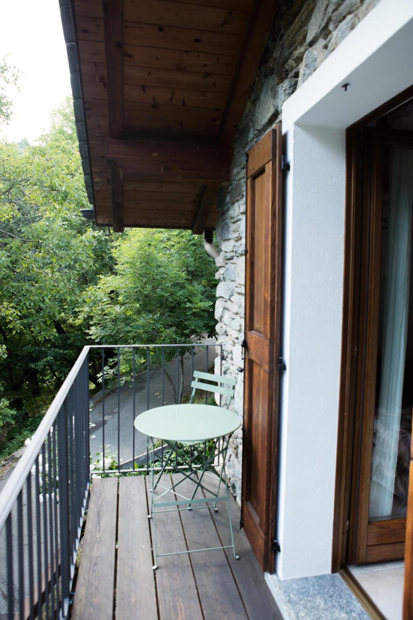 Agriturismo La Fonte Di Mariella Gravedona Exterior foto